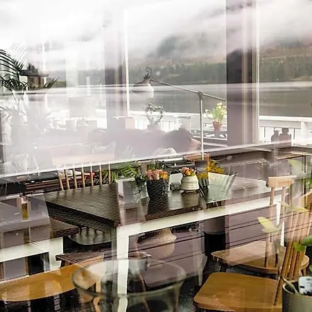 Fjaerland Fjordstove - Huseby Hotelldrift As Hotel